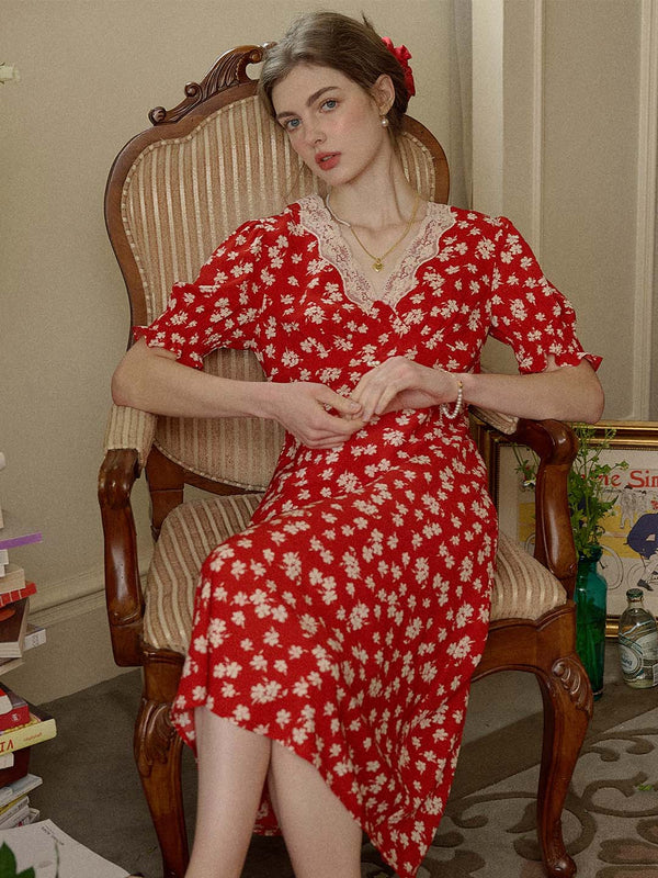 Stormi - Lace Trimmed Floral Dress