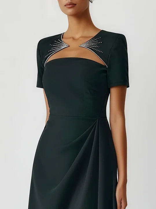 Amara - Classic Crew Midi Dress