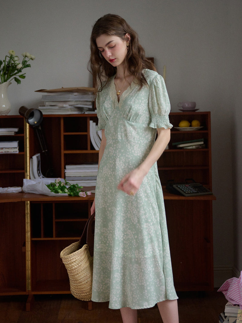 Stormi - Lace Trimmed Floral Dress