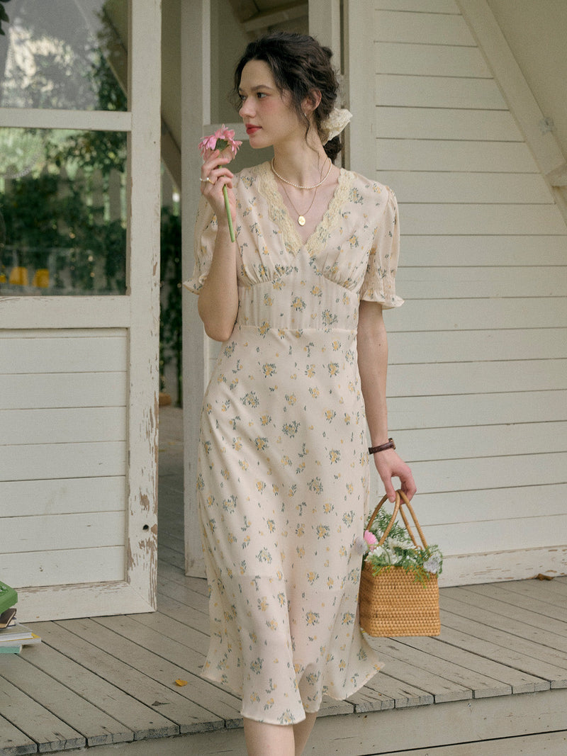 Stormi - Lace Trimmed Floral Dress