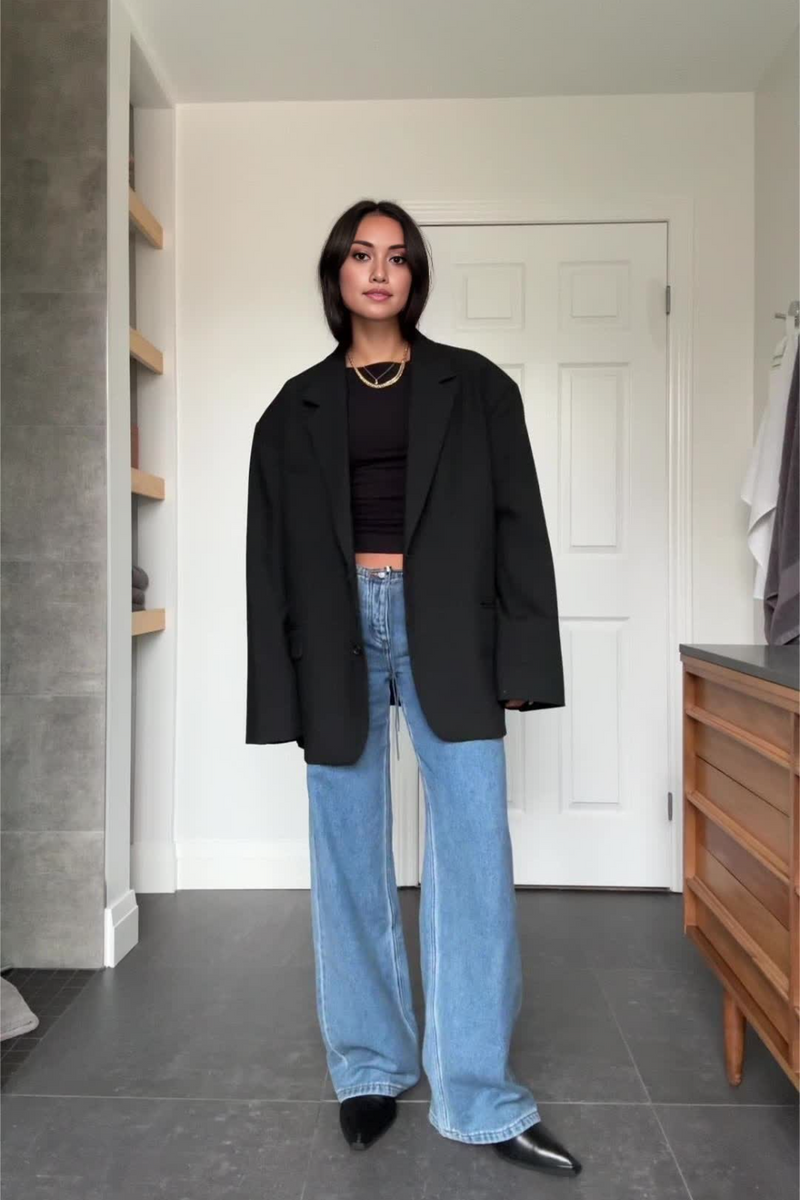 Joana - Low Rise Wide Leg Jeans