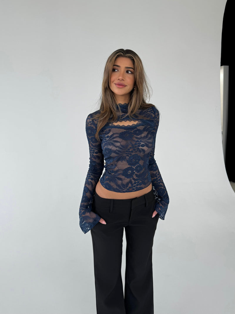 Cut lace elegant top