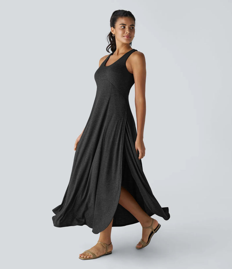 Luna - Flowy Split Backless Dress