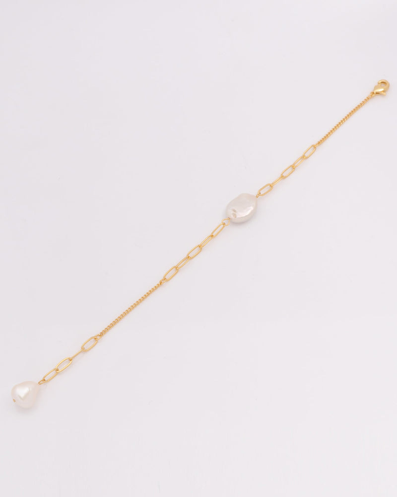 Perrie Pearl Gold Chain Bracelet