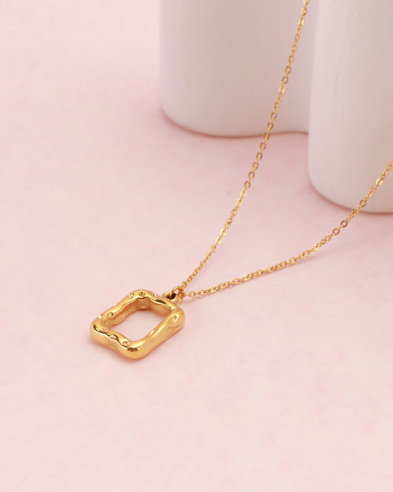 Ellinia Gold Irregular Rectangle Pendant Necklace