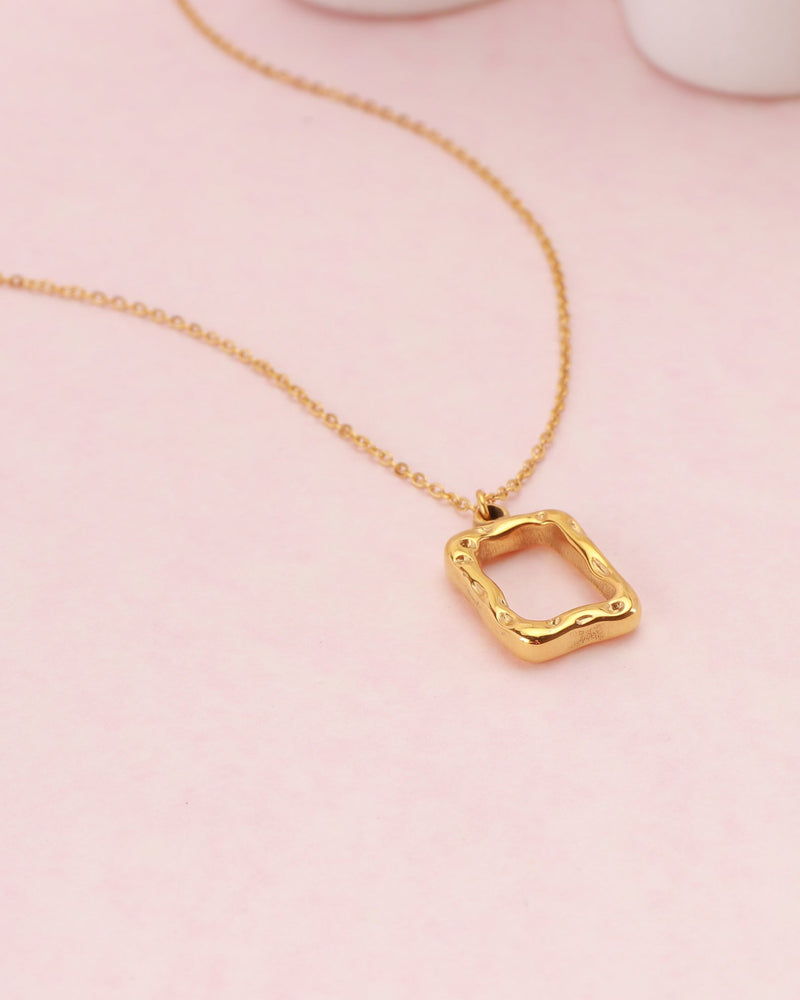 Ellinia Gold Irregular Rectangle Pendant Necklace