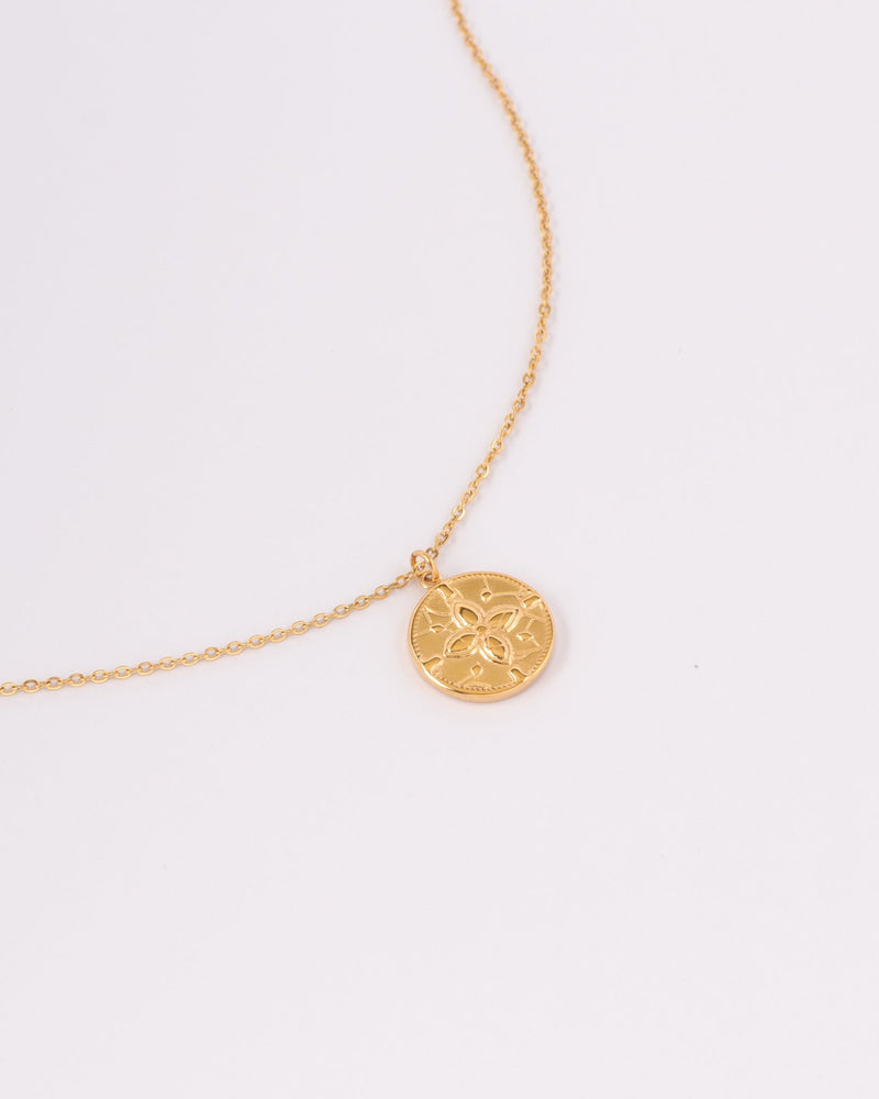 Thalia Gold Clover Pendant Necklace