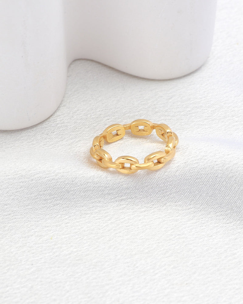Alia Gold Chain Ring
