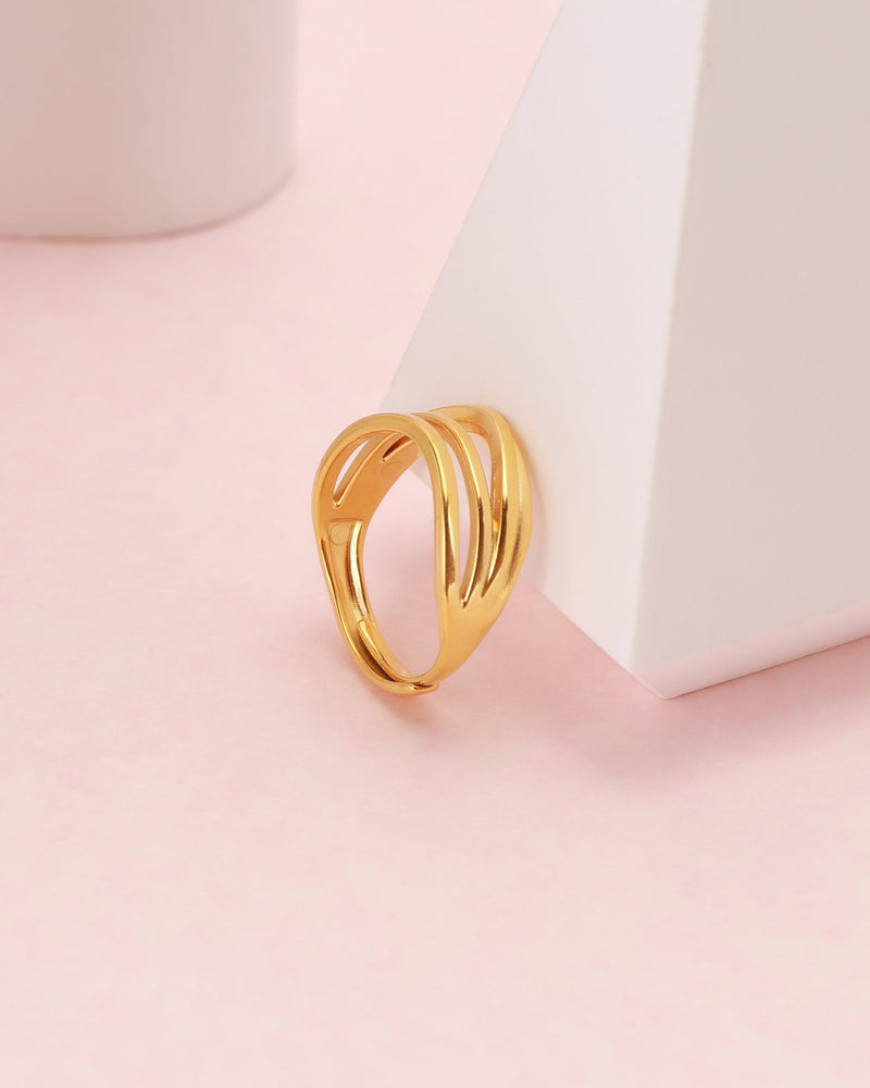 Linnea Irregular Gold Layered Ring