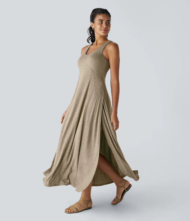 Luna - Flowy Split Backless Dress