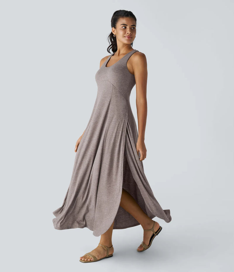 Luna - Flowy Split Backless Dress