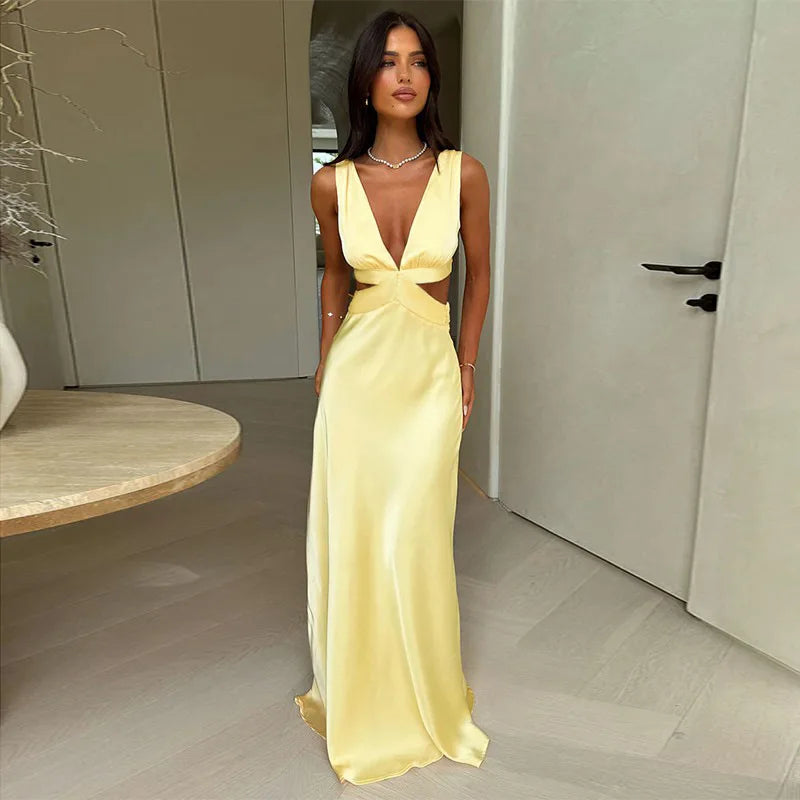Maira - Sleek Sleeveless Maxi Dress