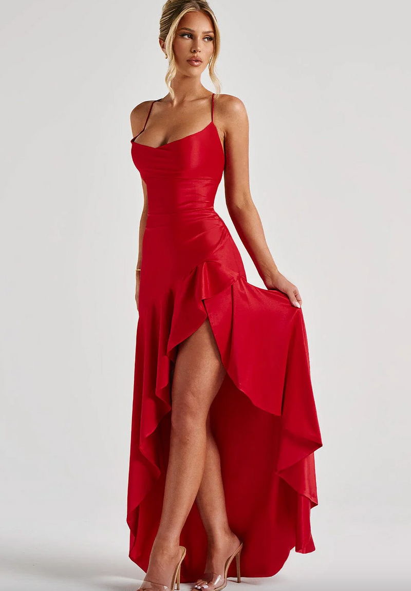 Samira - Elegant Queen Maxi Dress