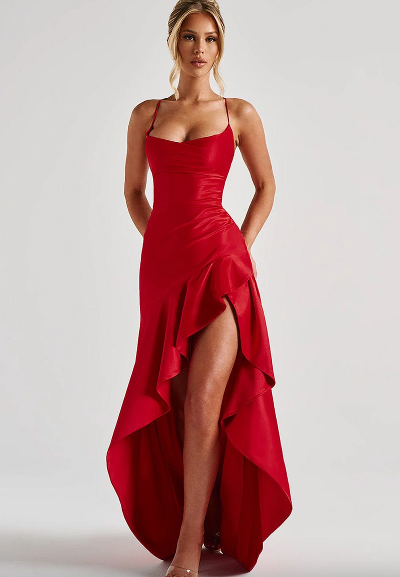 Samira - Elegant Queen Maxi Dress
