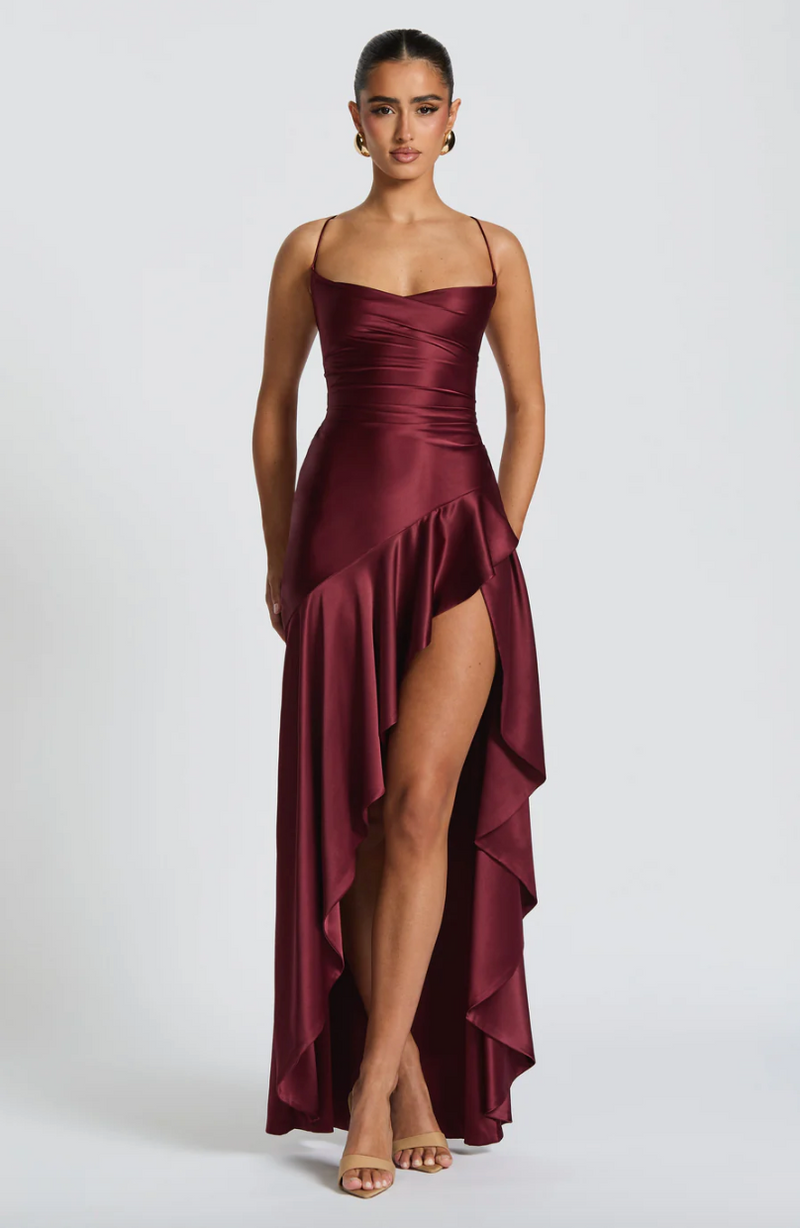 Samira - Elegant Queen Maxi Dress