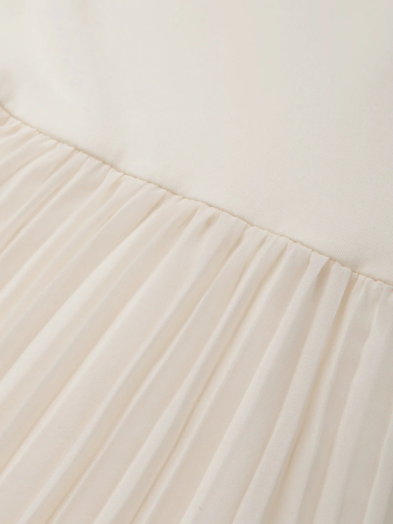 Beallisa - Pleated Knit Crew Dress