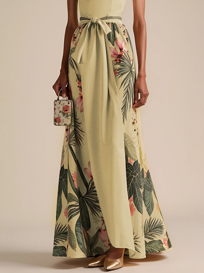 Avanie - Classic Bow Halter Dress