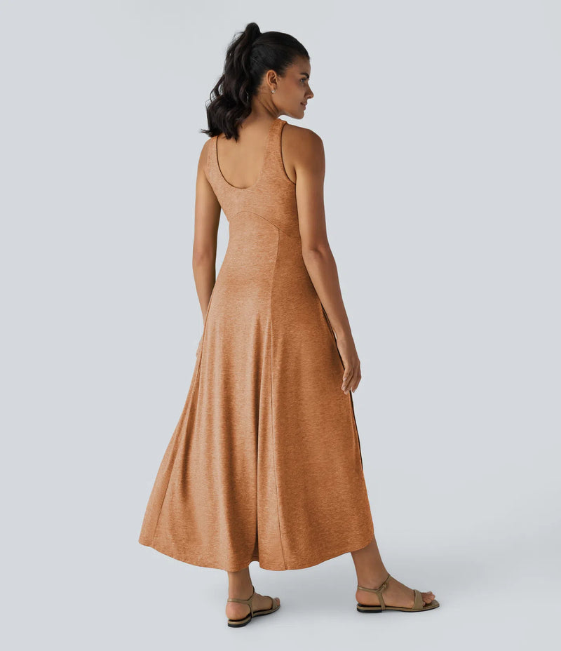 Luna - Flowy Split Backless Dress