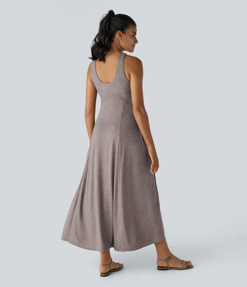 Luna - Flowy Split Backless Dress